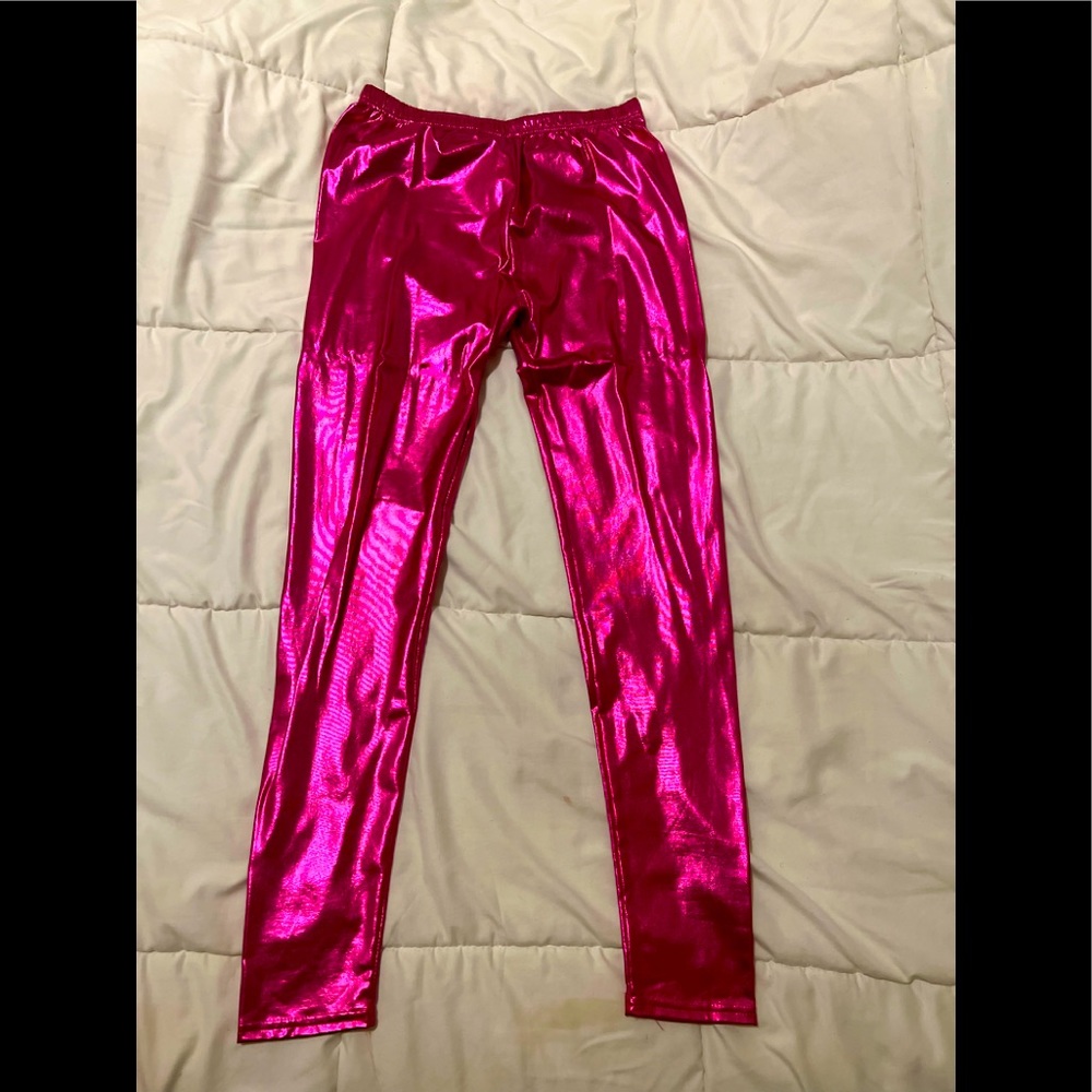 Slim pink Metallic  form fitting stretch leggings